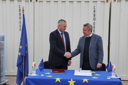 EULEX donates IT equipment to the Civil Registration Agency