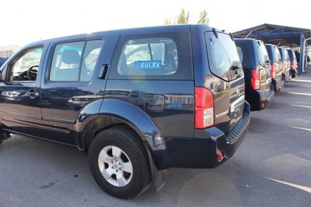 4. EULEX donates seven vehicles to the Mitrovica Basic Court and the Mediation Centre 