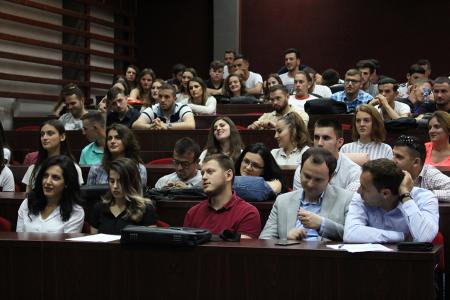 Gertraud Marx-Leitenberger Lecturing 3