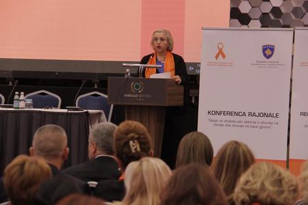 1. Fjalimi i Shefes së Misionit EULEX në Konferencën Rajonale kundër dhunës në baza gjinore