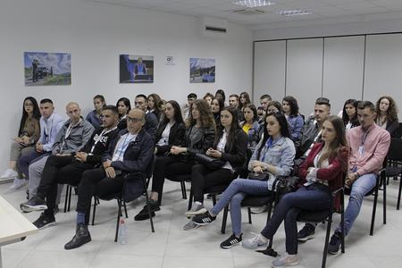 3. Studenti iz Prizrena posetili EULEX