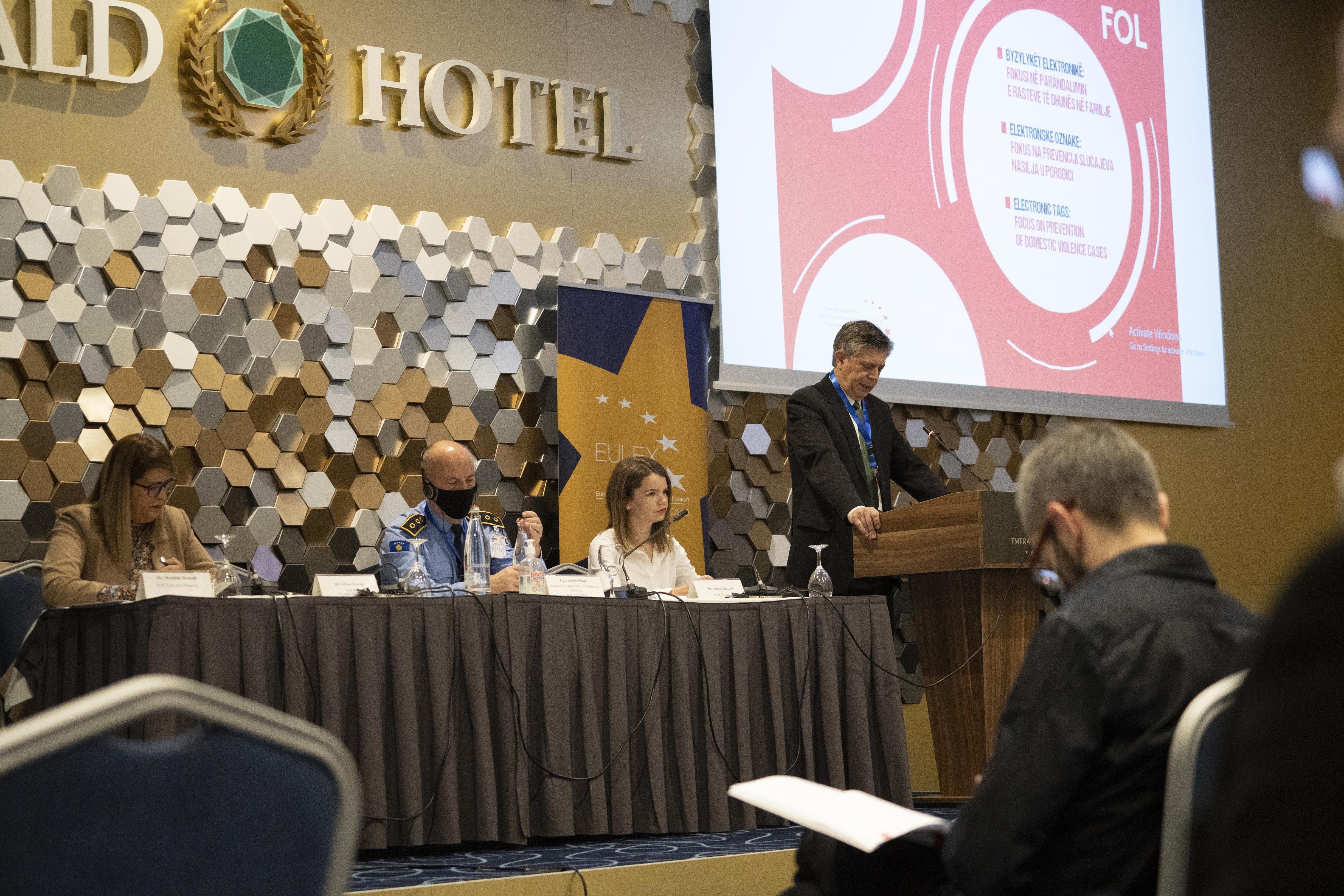 EULEX-i mbështetë publikimin e raportit të FOL “Byzylykët elektronikë: fokusi në parandalimin e rasteve të dhunës në familje”  