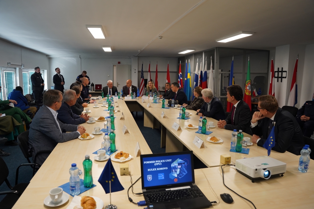 EULEX presents FPU’s CRC capabilities to EU Member States' diplomatic representations and Minister of Internal Affairs 