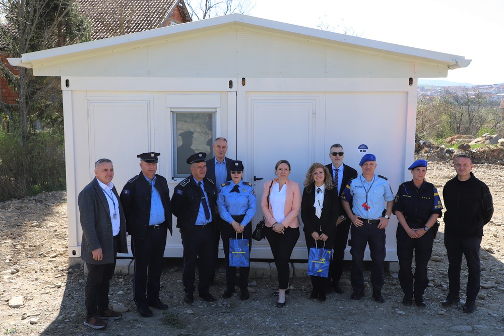 EULEX-ova donacija pomaže da se ponovo aktivira podstanica Policije Kosova u Suvom Dolu kako bi se svim zajednicama bolje pružale policijske usluge orijentisane na zajednicu