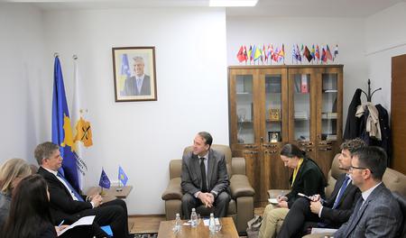 2. Head of EULEX meets with Chair of the Kosovo Prosecutorial Council 