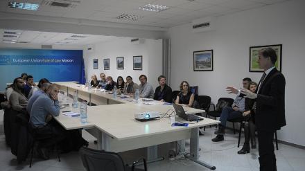 02. Students from University of York visit EULEX