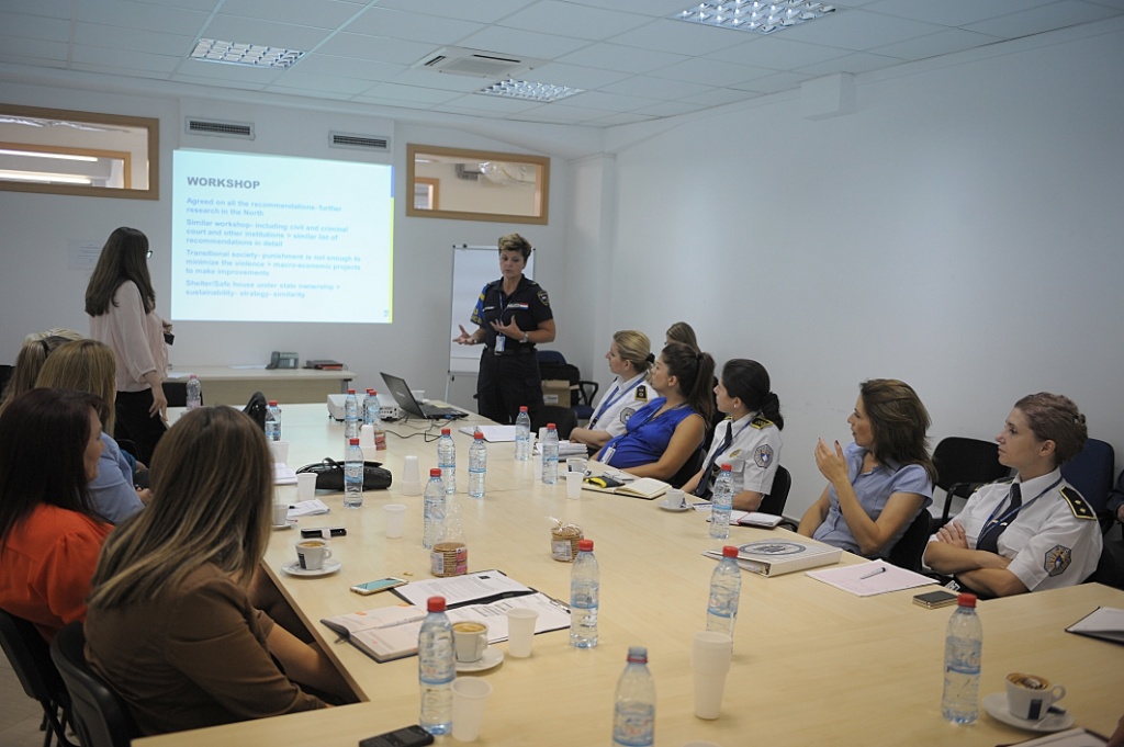 Roundtable discussion with women of the Kosovo Police